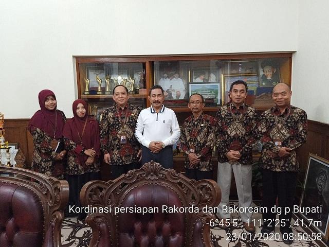 KOORDINASI PERSIAPAN RAKORDA DAN RAKORCAM SP2020 DENGAN BUPATI DAN SEKRETARIS DAERAH PATI