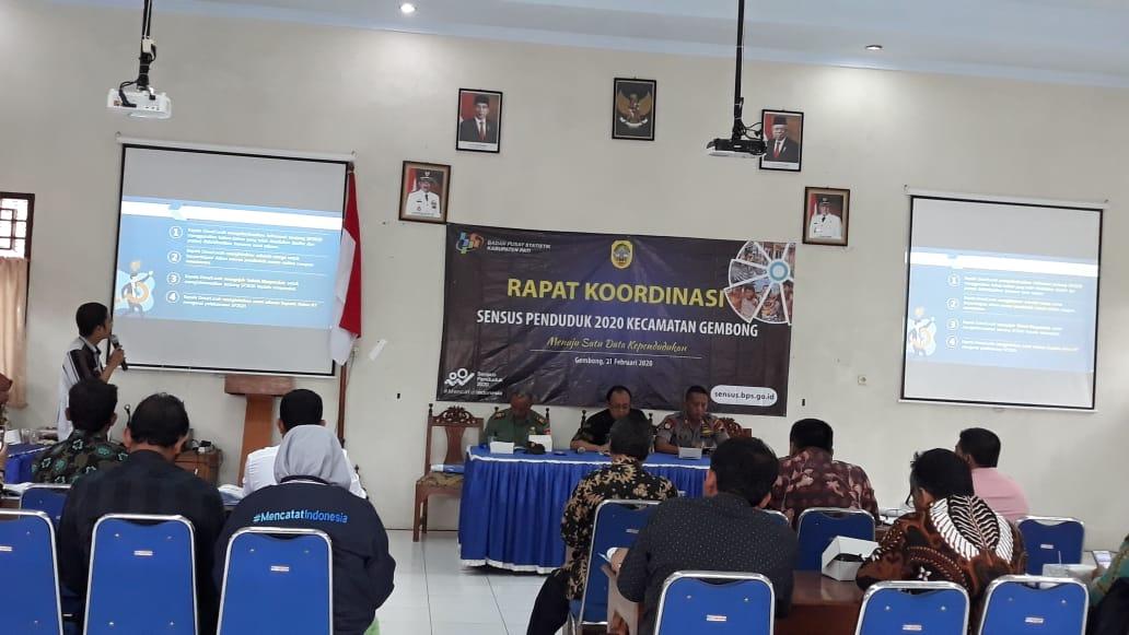 KEPALA DESA SEMANGAT MENCOBA SENSUS PENDUDUK ON LINE 2020 DI RAPAT KOORDINASI KECAMATAN GEMBONG